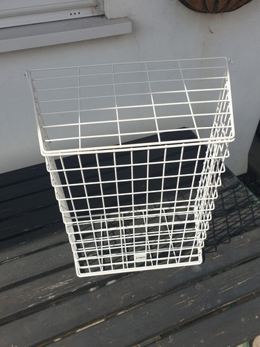Letterbox cage with - cage,